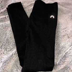 Varley black seamless cheetah leggings